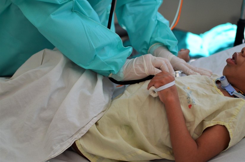 Hospital da Criança de Alagoas orienta pais sobre como agir em caso de parada cardiorrespiratória