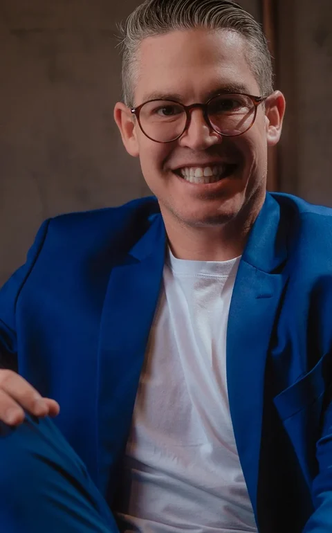 Carnaval movimenta bilhões mas restaurantes perdem margem por falta de planejamento