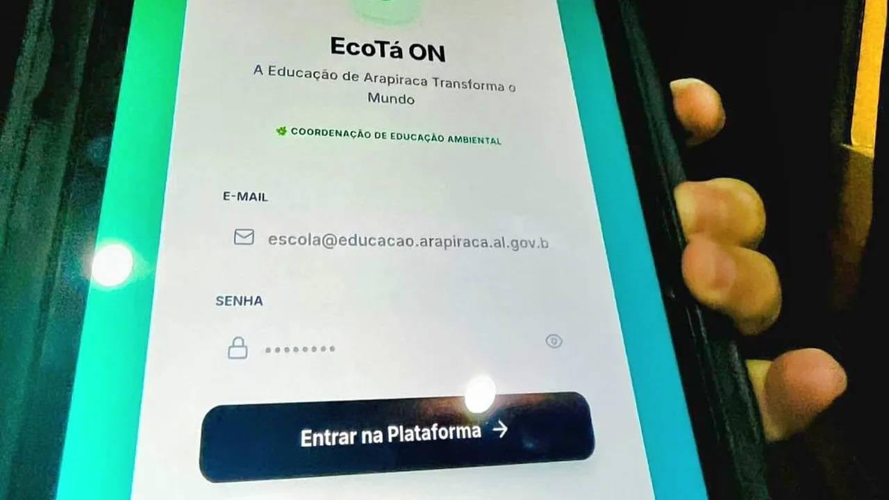 Arapiraca cria aplicativo para acompanhamento das ações de gestão ambiental nas escolas da rede municipal
