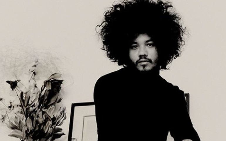 Fotógrafo brasileiro que dirigiu Madonna para novo álbum fala sobre a emoção de trabalhar com a diva: 'Oráculo vivo'