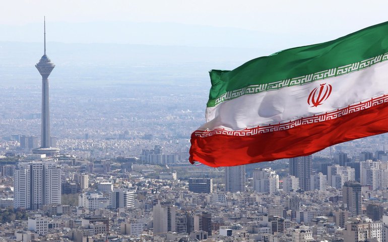 Cooperação do Irã com a AIEA não cessou, mas assumirá nova forma, diz ministro iraniano