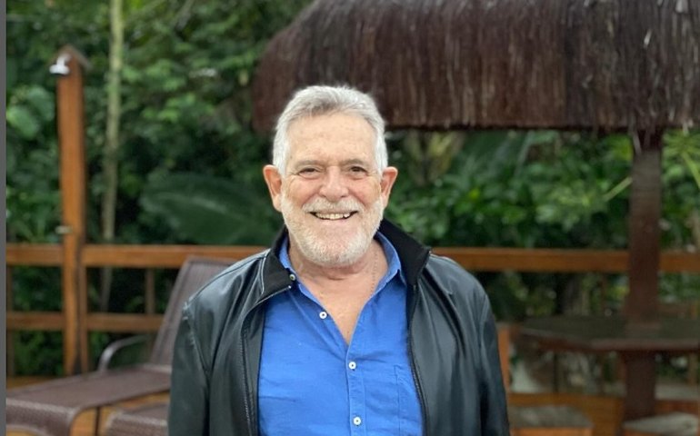 José de Abreu diz que Maria Zilda traiu o marido com ele e critica: 'Mente que nem sente'