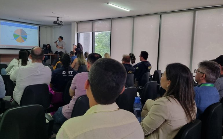 Hospital de Emergência do Agreste participa de audiência pública sobre segurança no trânsito