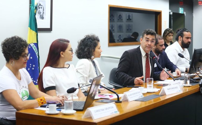 Especialistas defendem liberação da produção de Cannabis para fins medicinais