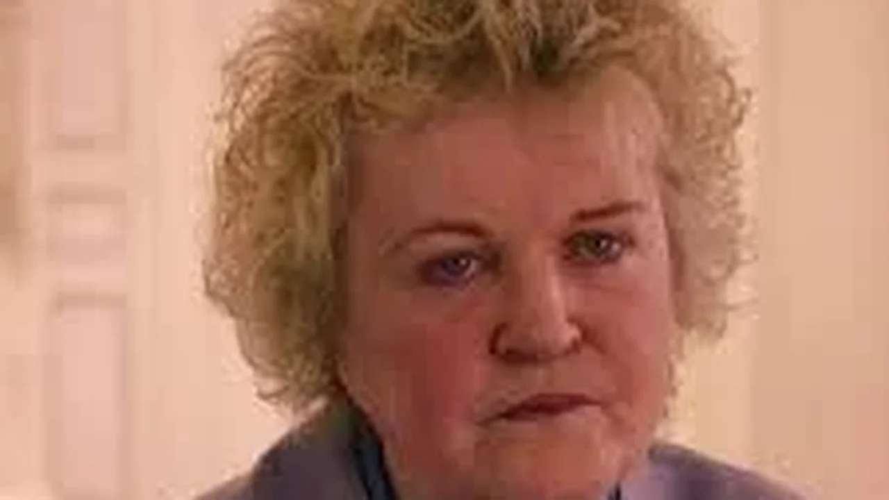 Brenda Fricker, atriz de 'Meu pé esquerdo' e 'Esqueceram de mim 2', morre aos 81 anos