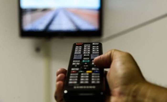 Serviços de streaming já estão presentes em cerca de 328 mil domicílios alagoanos, segundo o IBGE