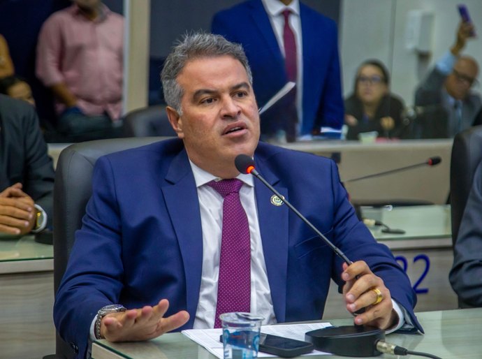 Câmara aprova projeto de lei sobre Campanha de Prevenção, Apoio e Conscientização sobre a Esclerose Múltipla