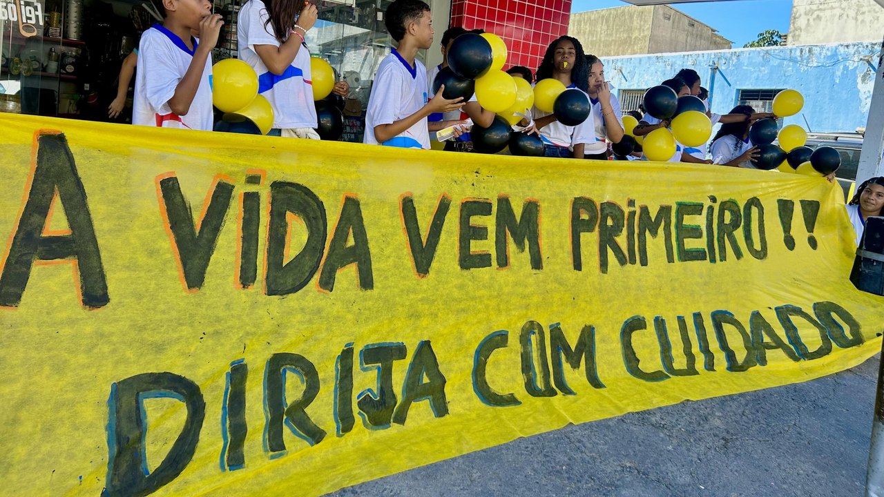 Maio Amarelo: Escola Estadual mobiliza comunidade para práticas seguras no trânsito