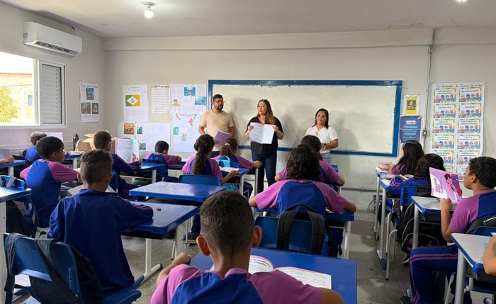 Com linguagem adequada para cada etapa de ensino, o material é dividido em dois livros