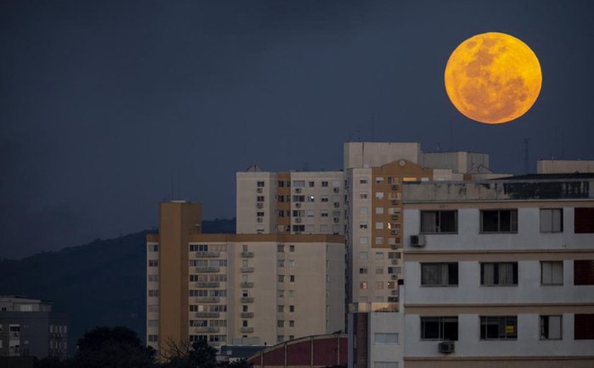 'Superlua azul': qual o melhor horário para ver o fenômeno, que só se repete daqui a 9 anos