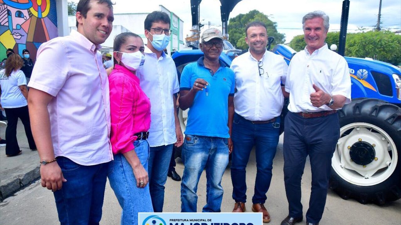 Prefeito Theobaldo Cintra novos equipamentos para melhorar ainda mais a máquina pública de Major