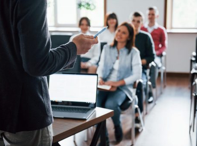 Prefeitura de Arapiraca abre inscrições para novos cursos profissionalizantes para jovens e adultos