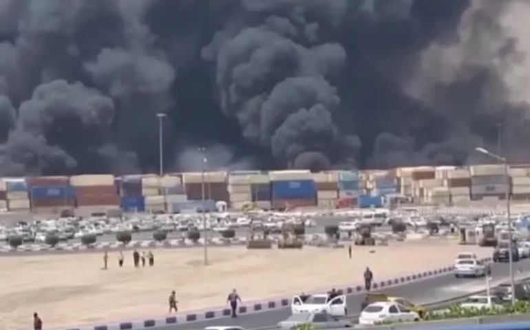 Irã contabiliza 40 mortos e mil feridos na explosão em porto no sábado