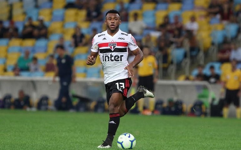 Luan expõe ataque racista sofrido nas redes sociais após derrota do São Paulo