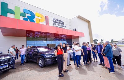 Prefeita Tia Júlia visita obras do novo Hospital Regional de Palmeira, que será inaugurado em agosto