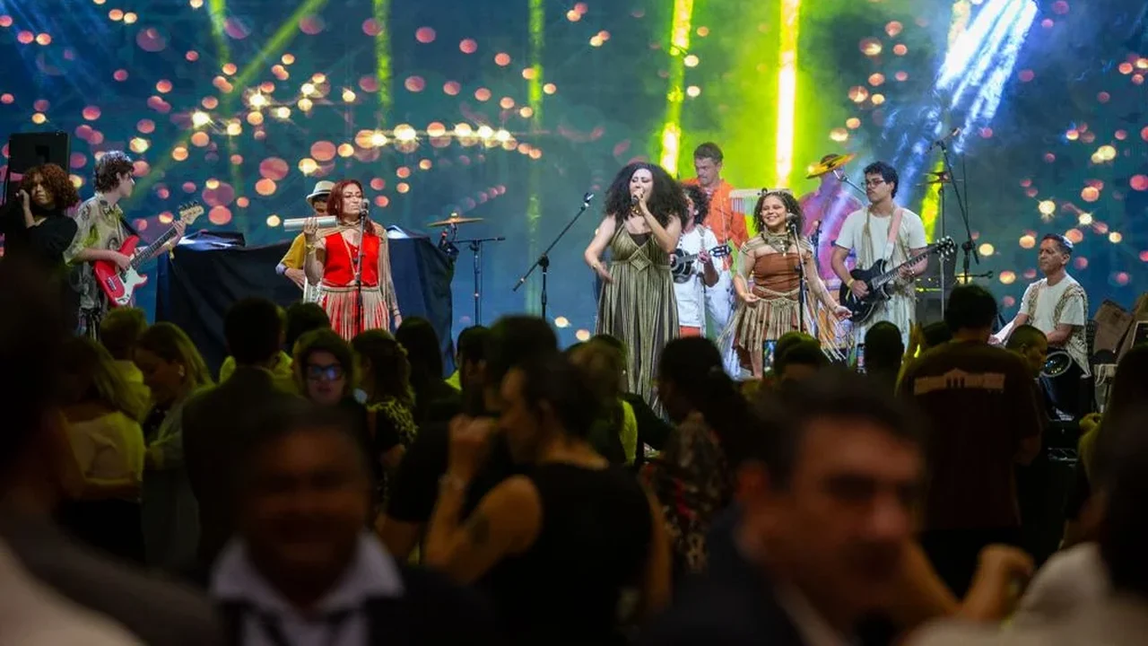 Casa de Vovó Dedé é convidada e celebra os 300 anos de Fortaleza com espetáculo musical na Ponte dos Ingleses