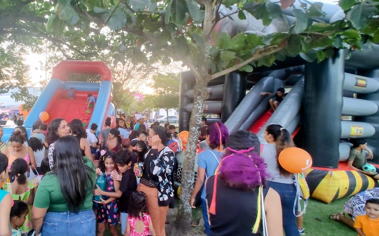 Brincando no Parque reúne centenas de famílias e celebra o Dia da Criança em Arapiraca