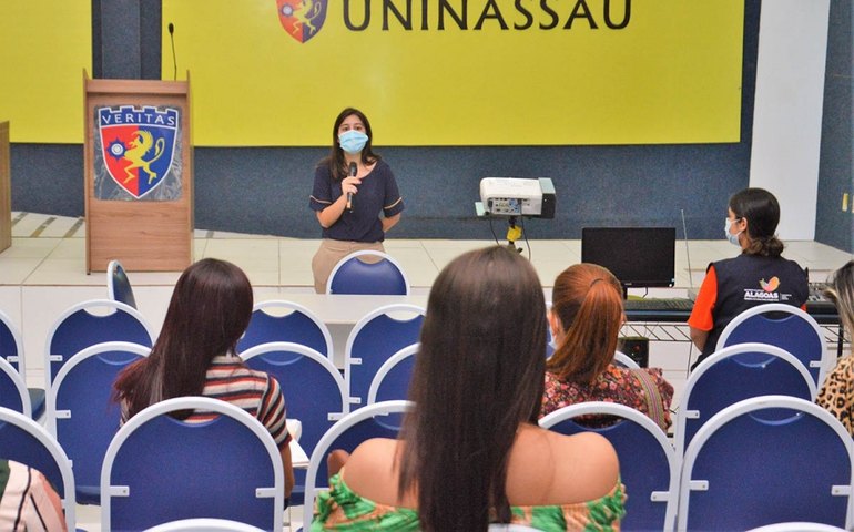 Sesau capacita os 102 municípios alagoanos para aplicação da vacina da Pfizer