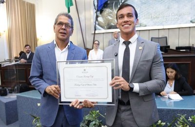 Sessão solene da ALE marca criação da Comenda Rodrigo Café
