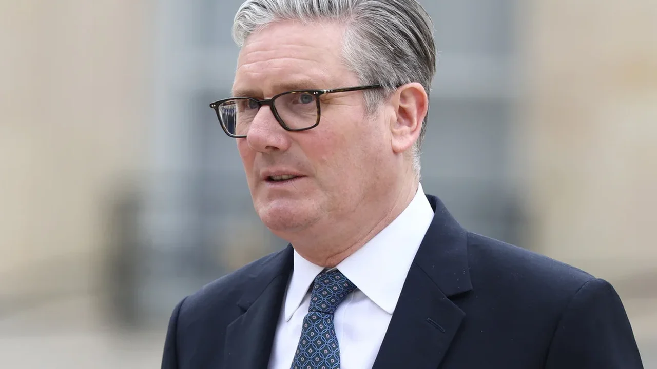 Pressão por renúncia de Starmer cresce no Reino Unido; Trump diz que premiê “falhou gravemente”