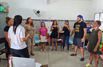 Cerest promove oficina de saúde vocal para professores do Município