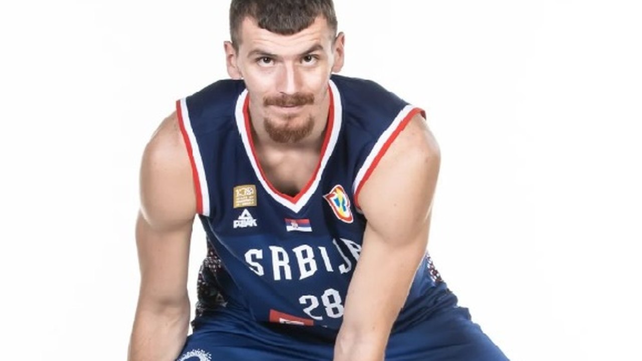 Pivô sérvio perde rim após cotovelada sofrida durante a Copa do Mundo de Basquete