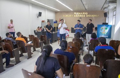 Empresários de Coruripe conhecem funcionamento do Cartão Cidadão