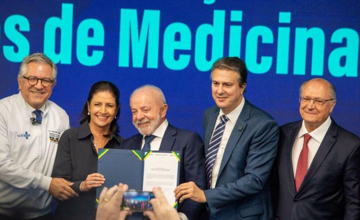 Sírio-Libanês lança curso de Medicina com aval do MEC; ministro critica EAD durante evento Sírio-Libanês lança curso de Medicina com aval do MEC; ministro critica EAD durante evento