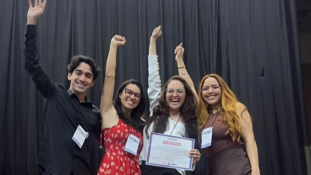 Pesquisa sobre pré-eclâmpsia rende prêmio nacional a estudantes de Medicina da Qualin