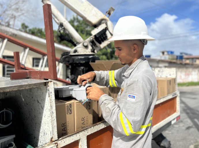 Prefeitura inicia implantação de rede 100% LED no bairro do Prado