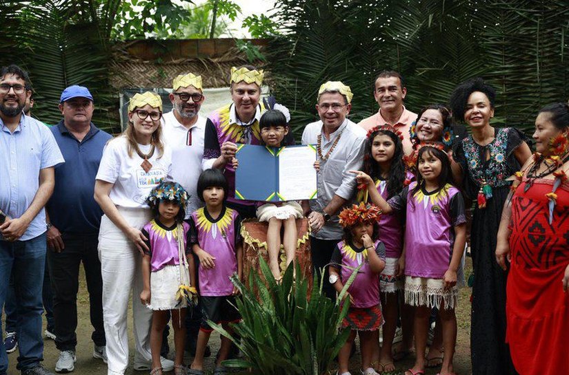 MEC anuncia construção de 117 escolas indígenas no Brasil