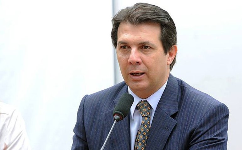 DEM decide expulsar Rodrigo Maia da sigla, diz Arthur Maia