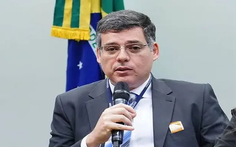 Tributária: em audiência no Senado, Fazenda volta a criticar desoneração da cesta básica