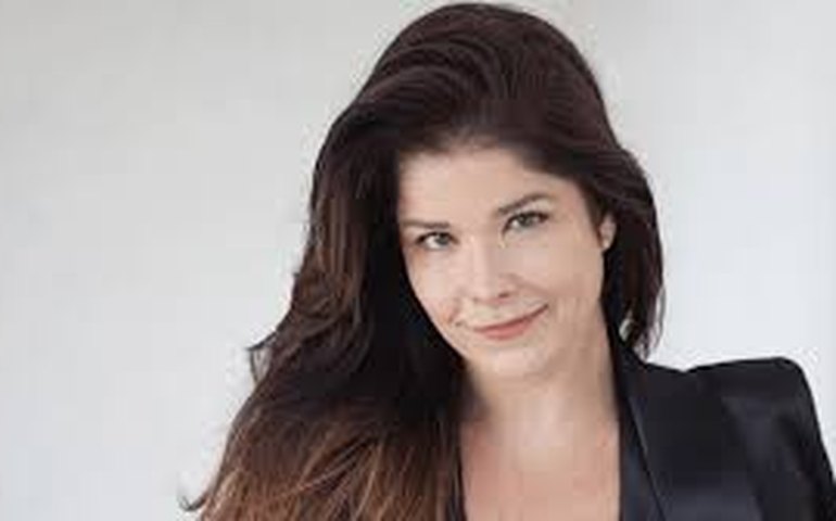 Samara Felippo diz que vai recorrer em ação movida por Mario Frias por foto com emoji de palhaço: 'É luta atrás de batalha'