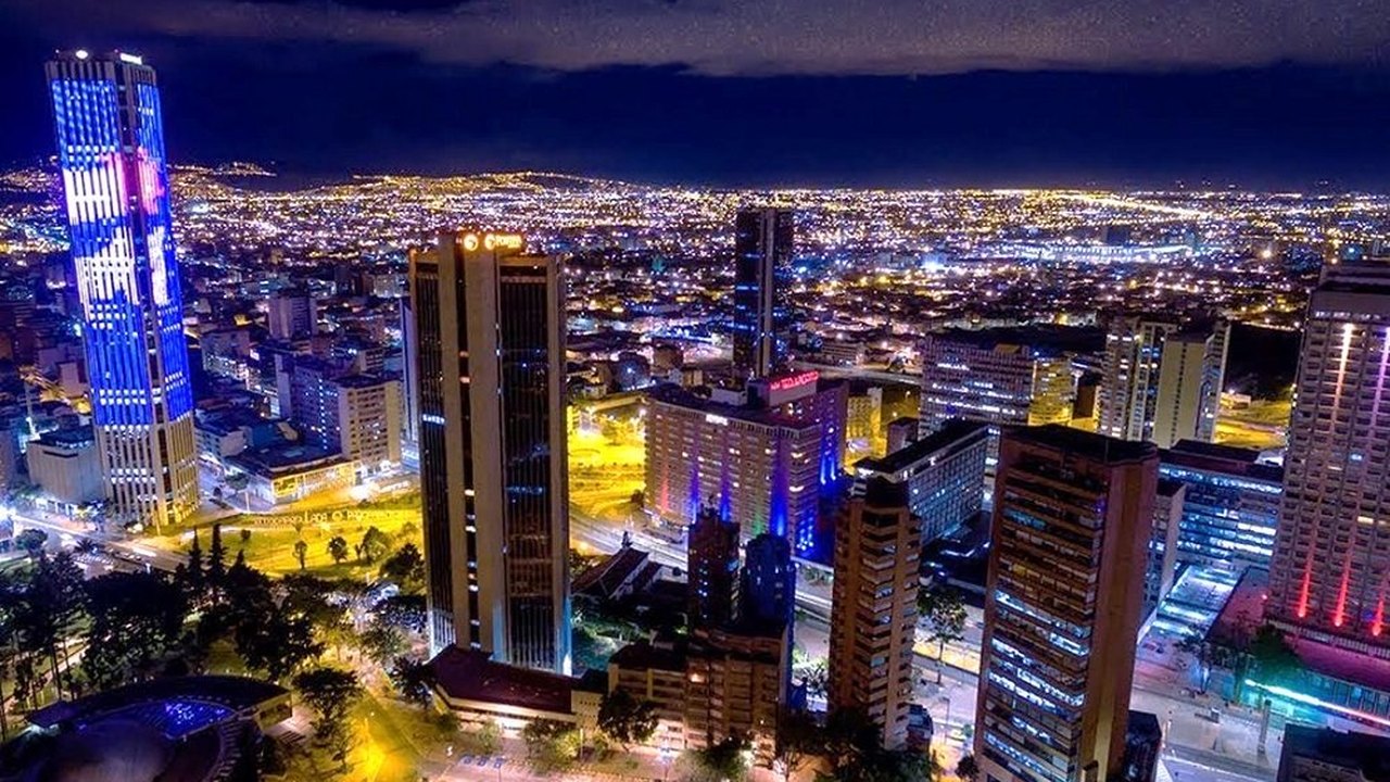 Bogotá eleva alerta e reimpõe quarentena