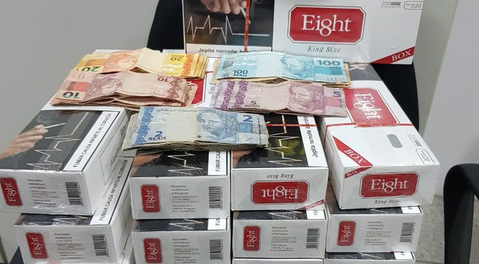 Homem é preso suspeito de interceptar cerca de 600 cigarros contrabandeados em Itabaiana / Foto: Divulgação/PRF