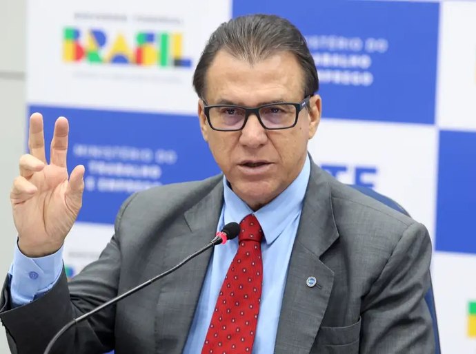 Brasil registrou 71,5 mil postos formais de trabalho em março