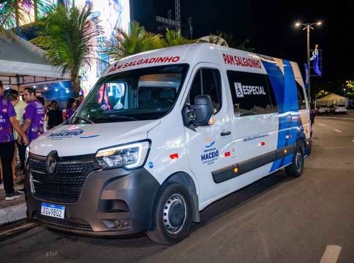 Verão Massayo conta com transporte gratuito para pessoas com deficiência