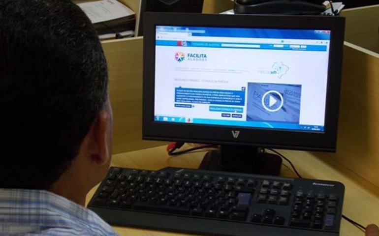 Junta Comercial inaugura primeiro ponto do Juceal Express em Pão de Açúcar