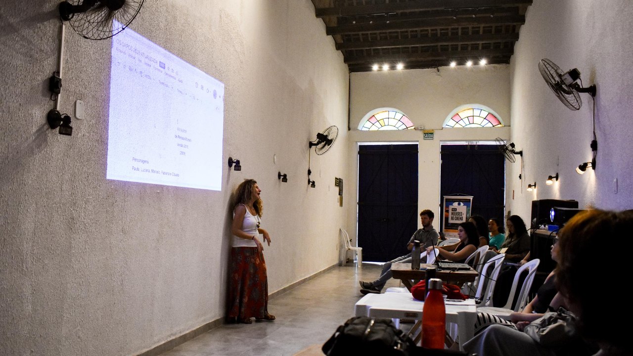 Escola Mulheres+ no Cinema inicia novo ciclo com oficina gratuita de audiovisual em Piaçabuçu