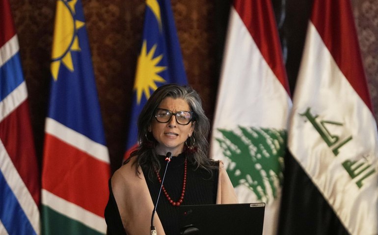 Barco com manifestantes em direção à Gaza é atacado, denuncia oficial da ONU