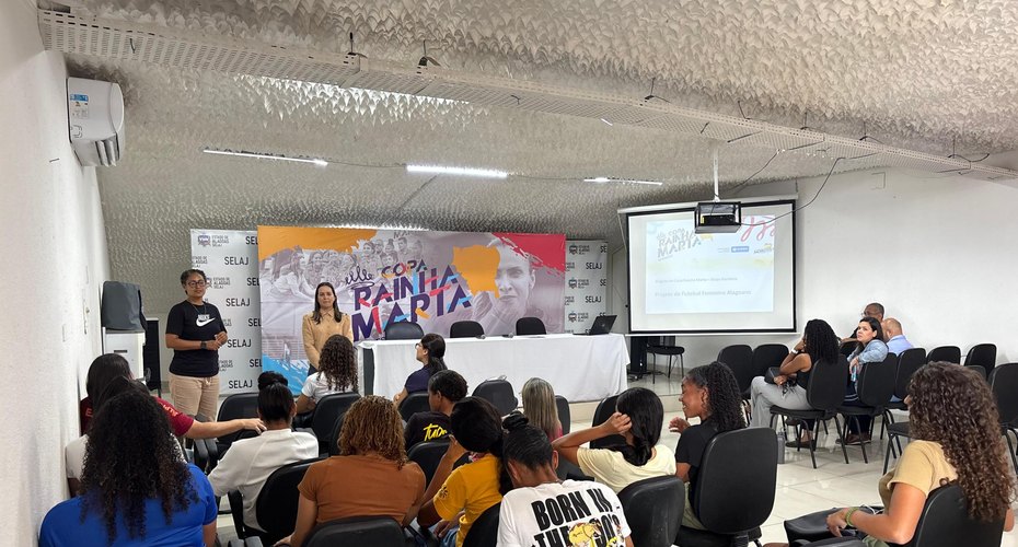 Jogadoras convocadas para representar Alagoas na Copa Rainha Marta Nordeste se reúnem no Rei Pelé