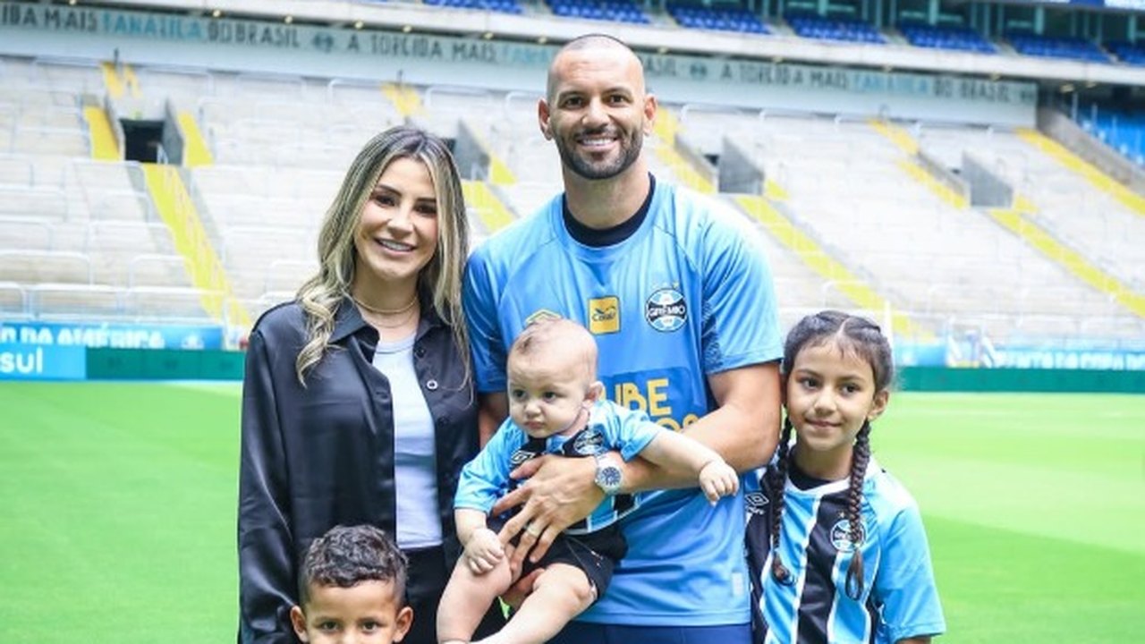 Surpresa na convocação para Copa do Mundo 2026, Weverton é casado desde 2017; conheça sua esposa