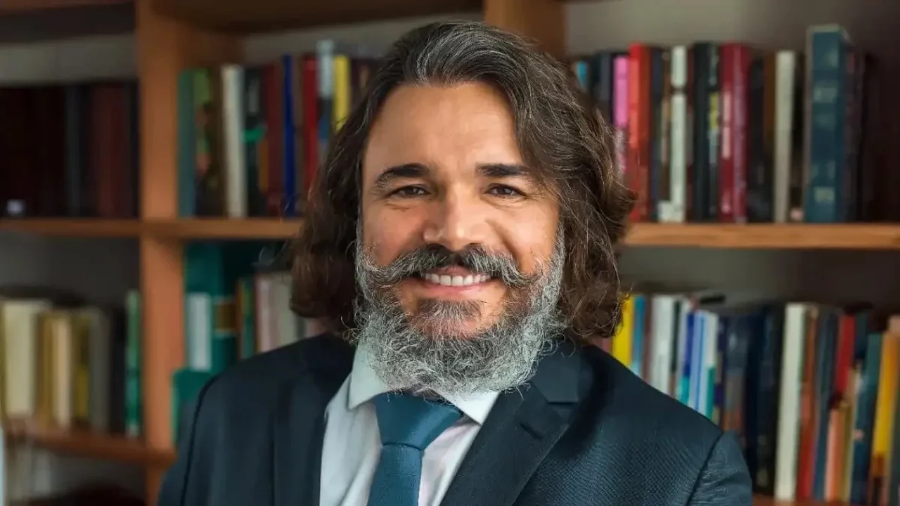 Justiça Eleitoral manda JHC apagar vídeo contra Renan Filho e Paulo Dantas