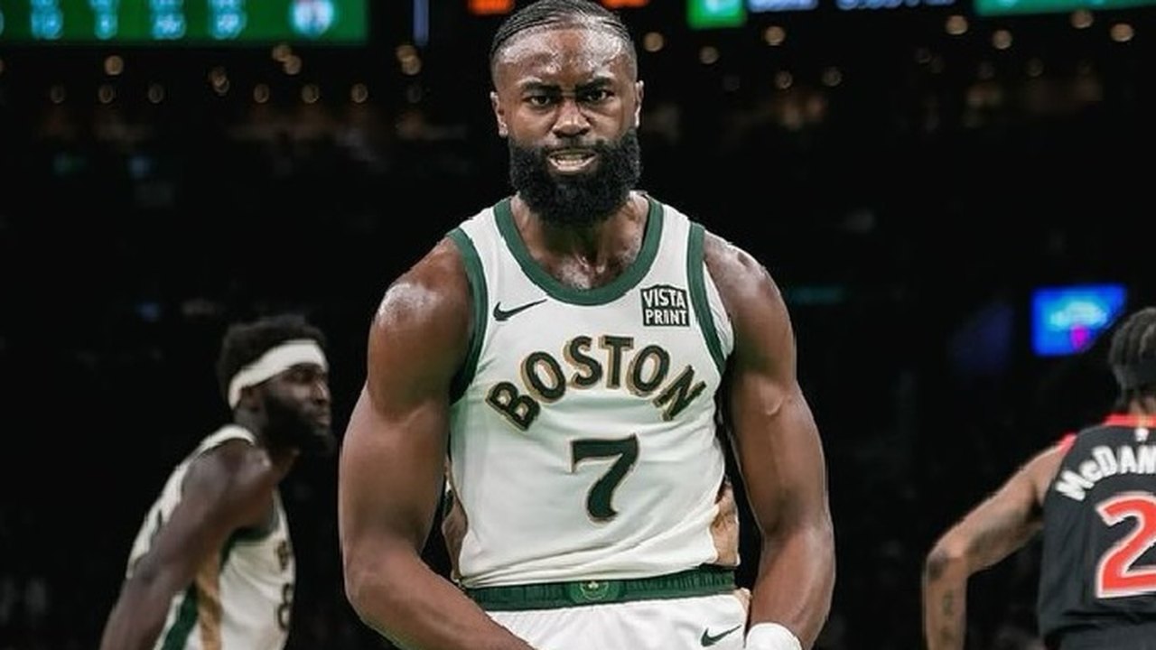 Celtics vencem Raptors, continuam invictos em casa e lideram Conferência Leste da NBA