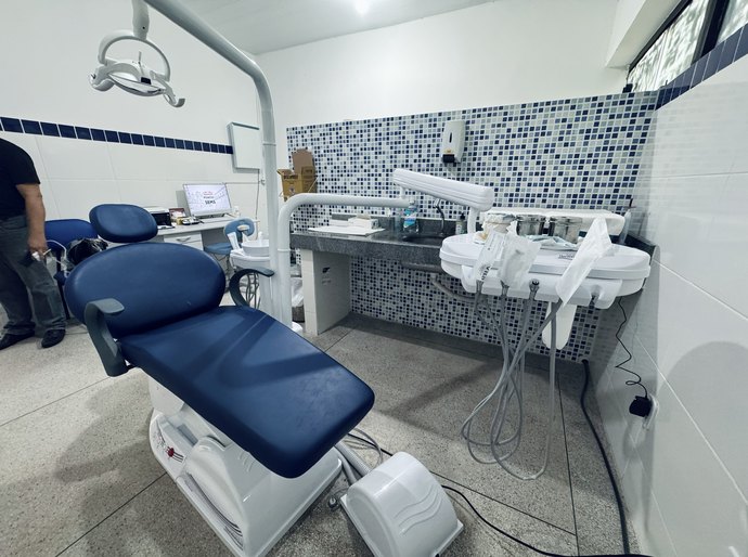Saúde Bucal de Penedo ganha reforço com nova cadeira odontológica e manutenção contínua