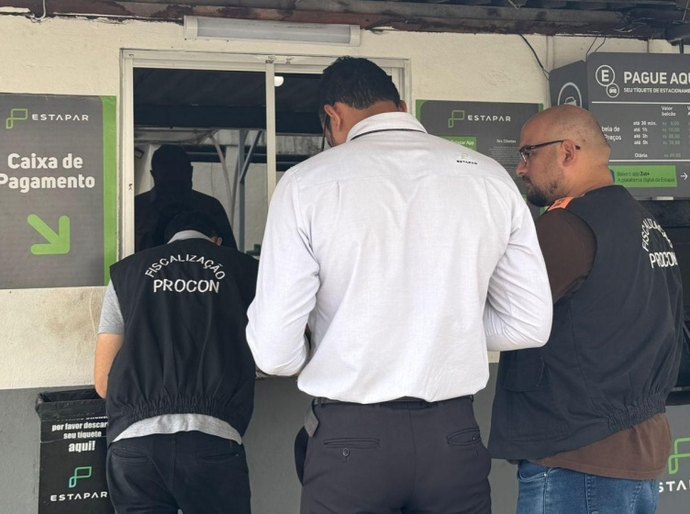 Procon Maceió fiscaliza estacionamentos de hospitais particulares da capital