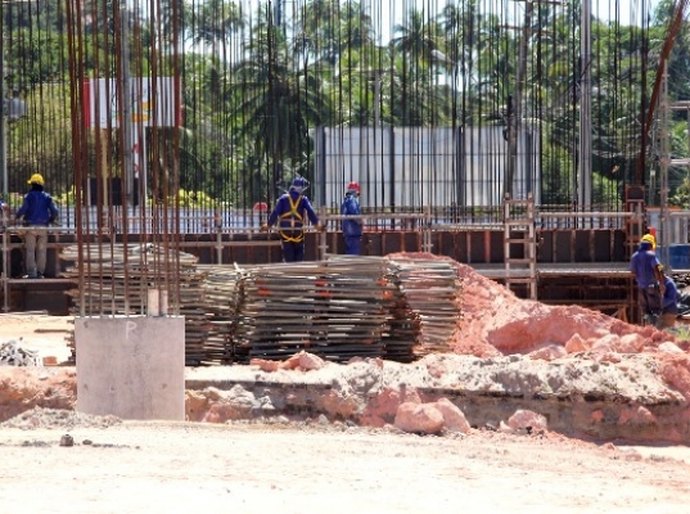 Iniciada nova etapa da construção do viaduto de Jacarecica