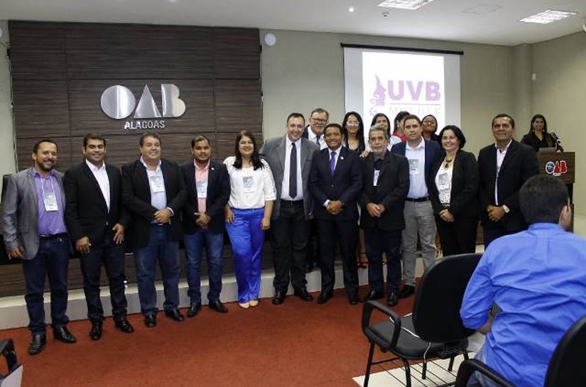 Júlio Cezar é aclamado durante Encontro Nacional da UVB, em Maceió