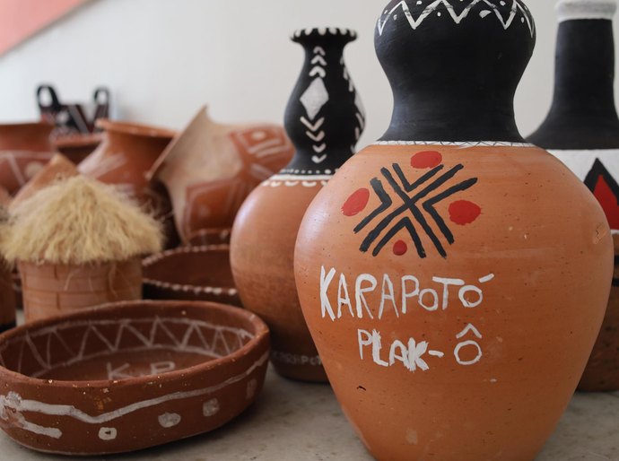 Secult promove oficinas gratuitas durante exposição 'A Identidade do Povo Karapotó Plaki-ô'